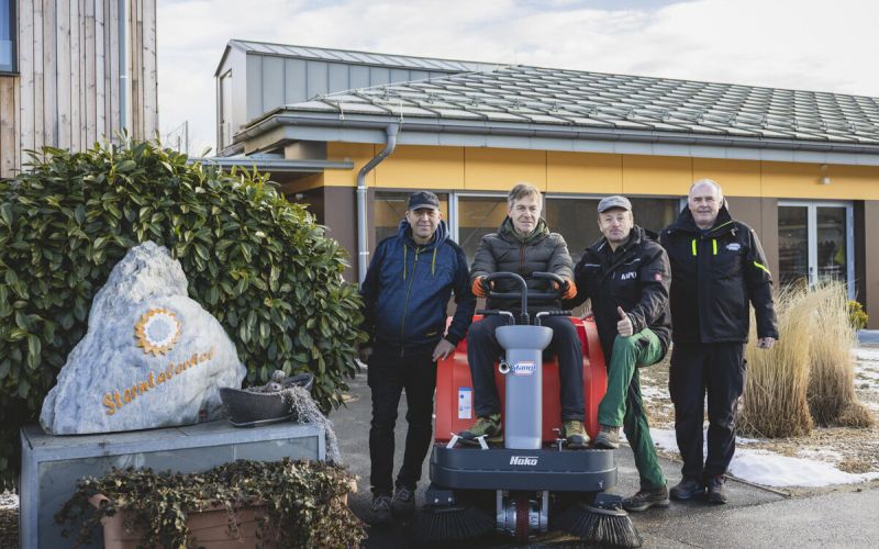Stangl Reinigungstechnik GmbH für die langersehnte Kehrsaugmaschine,