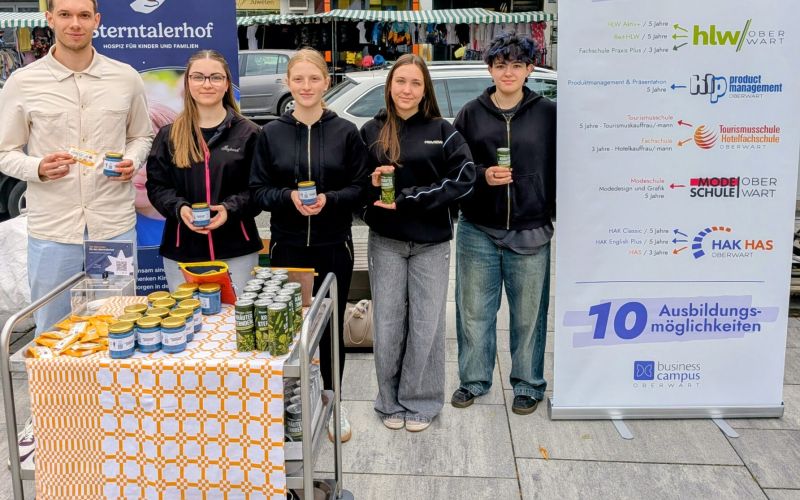 unseren wunderbaren Sternderl-Botschafter*innen vom Business Campus Oberwart sowie dem großartigen Jonathan Knessl